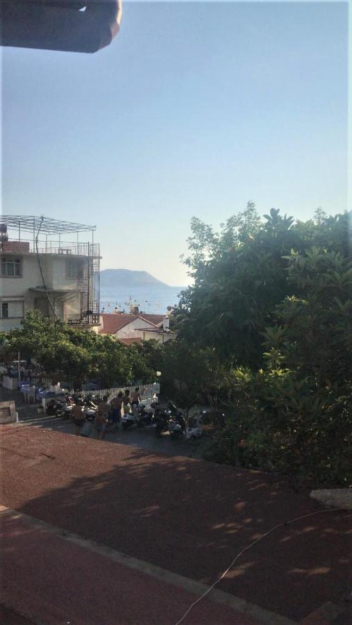 Smyrna Uzunçarşı Apartamento Kas Exterior foto