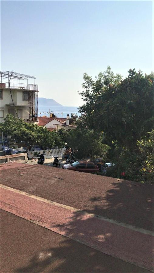 Smyrna Uzunçarşı Apartamento Kas Exterior foto