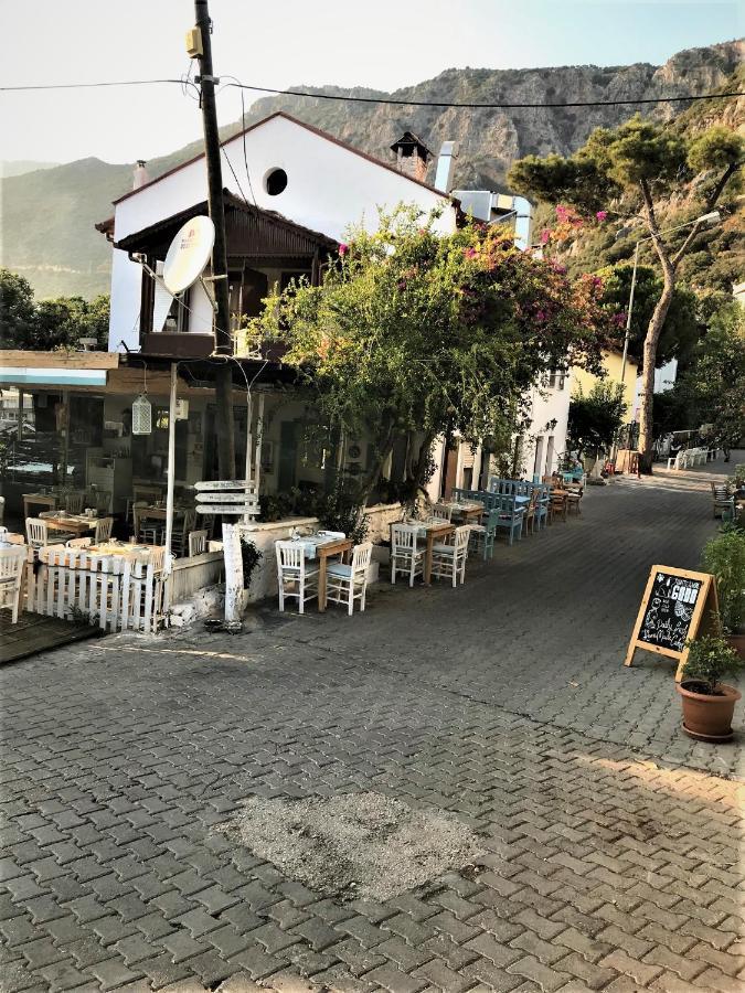 Smyrna Uzunçarşı Apartamento Kas Exterior foto