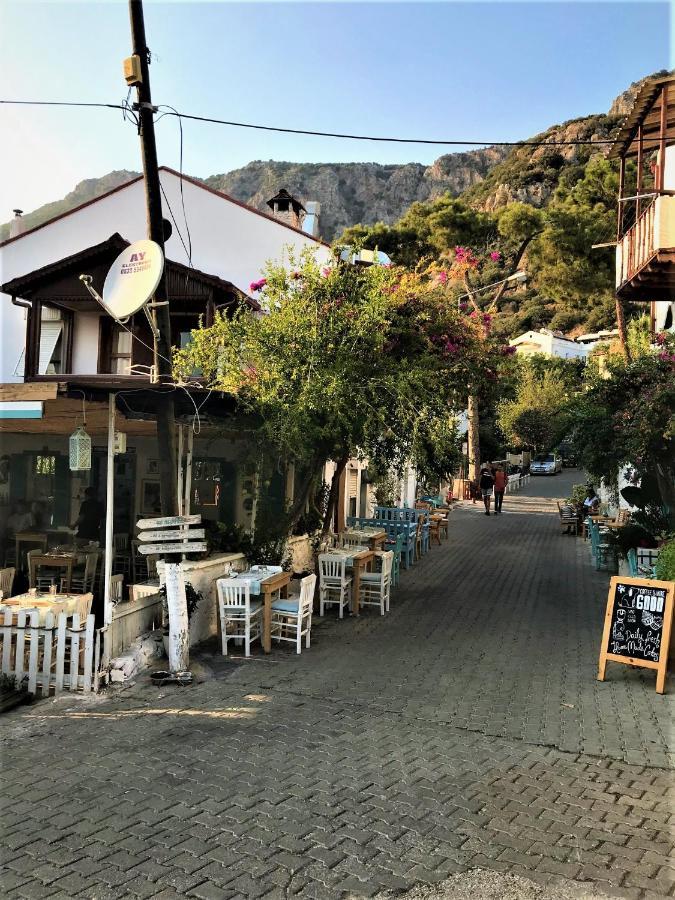 Smyrna Uzunçarşı Apartamento Kas Exterior foto
