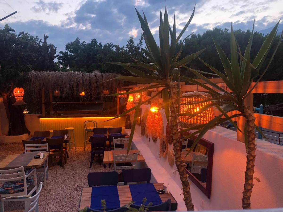 Smyrna Uzunçarşı Apartamento Kas Exterior foto