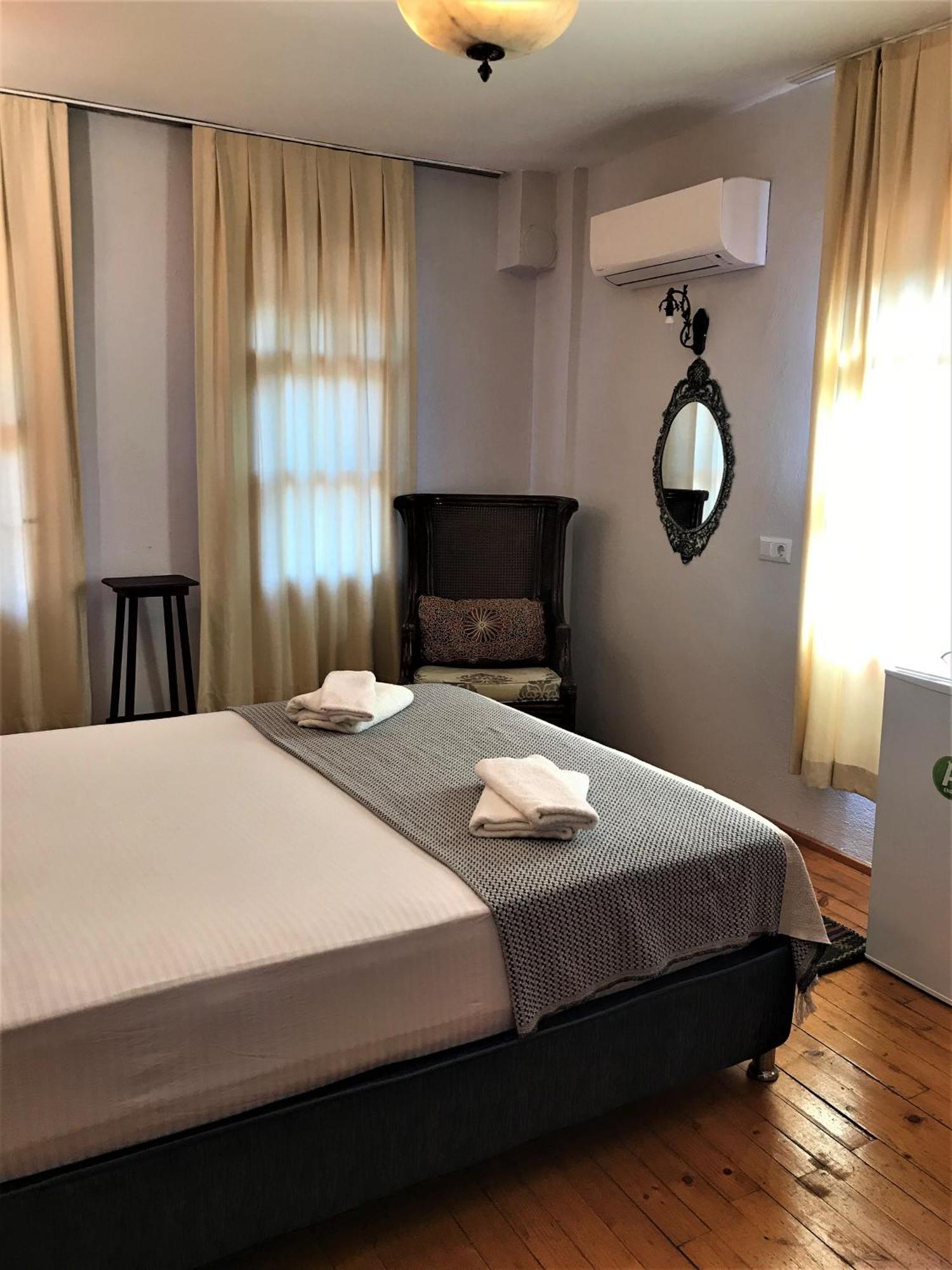 Smyrna Uzunçarşı Apartamento Kas Exterior foto