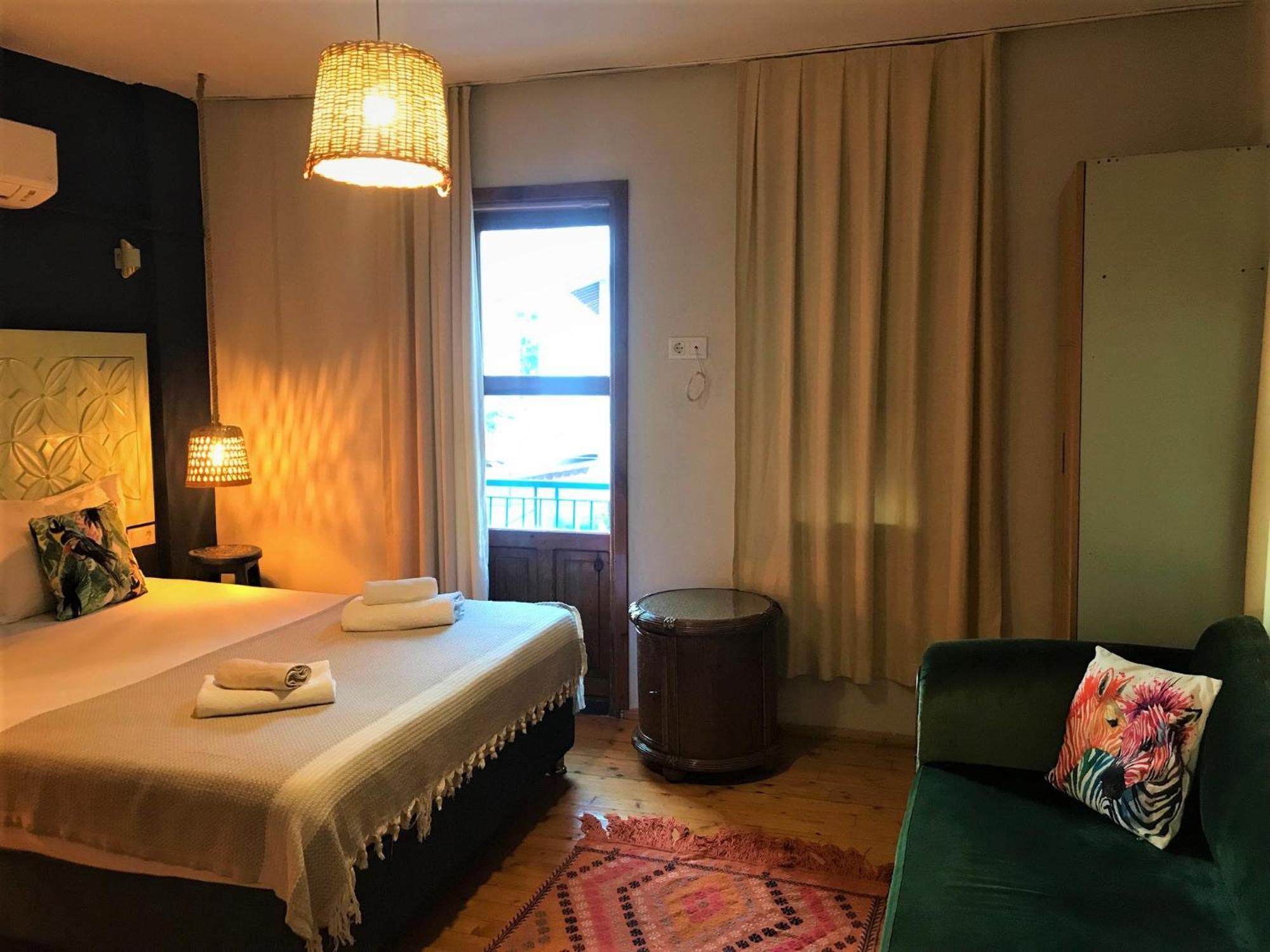 Smyrna Uzunçarşı Apartamento Kas Exterior foto